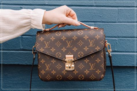 how can you spot a fake louis vuitton purse|authentic louis vuitton label.